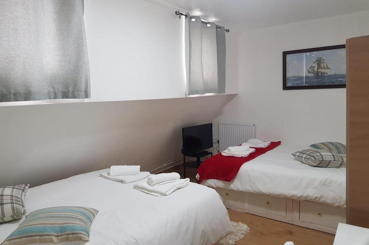 Oyo New City Lodge Londyn Zewnętrze zdjęcie